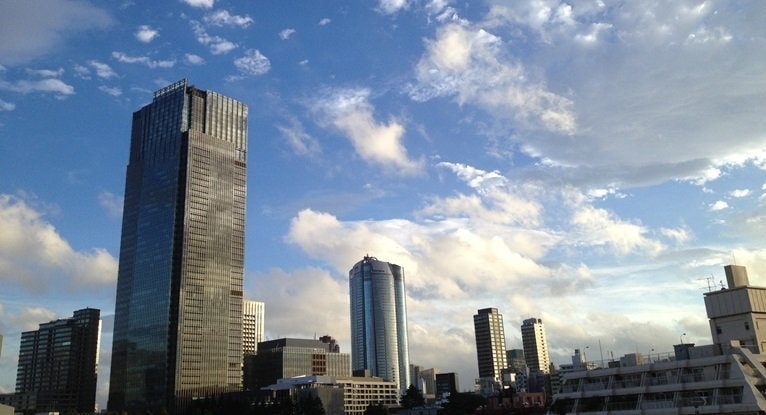 クイーンズティーから見た東京ミッドタウンの眺望（赤坂）